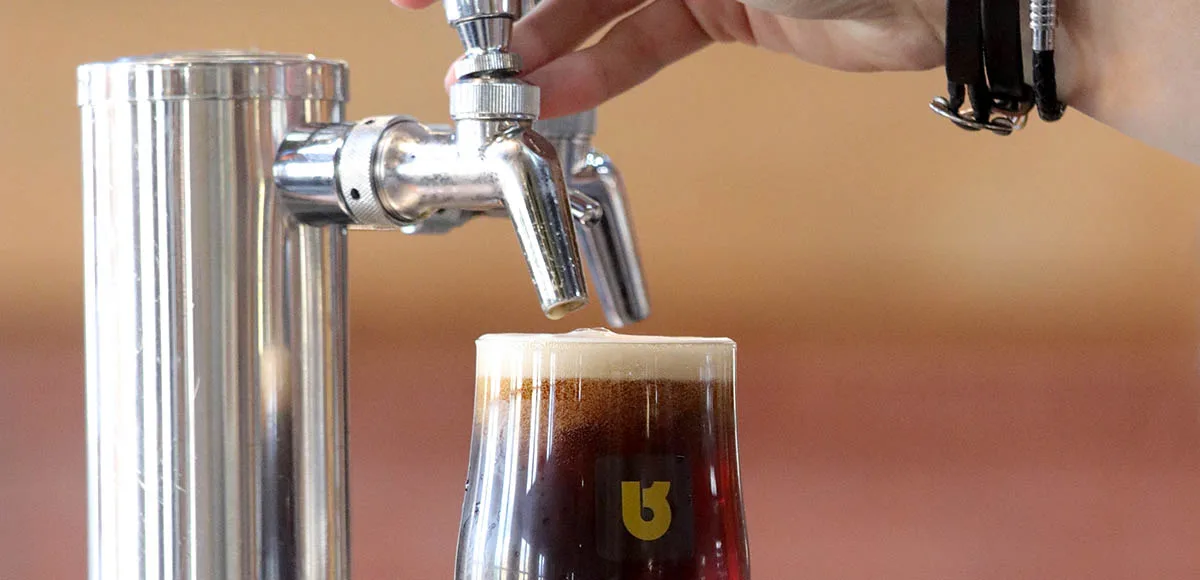 La préparation du verre de bière parfait…