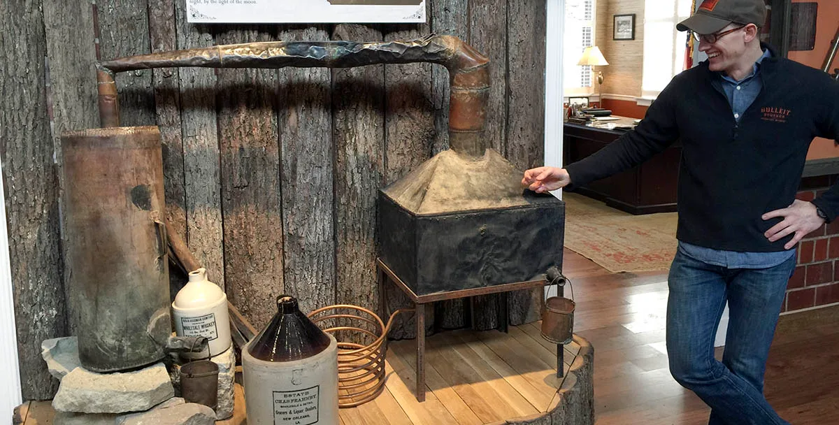 Le Moonshine : le distillat de contrebande se légitimise