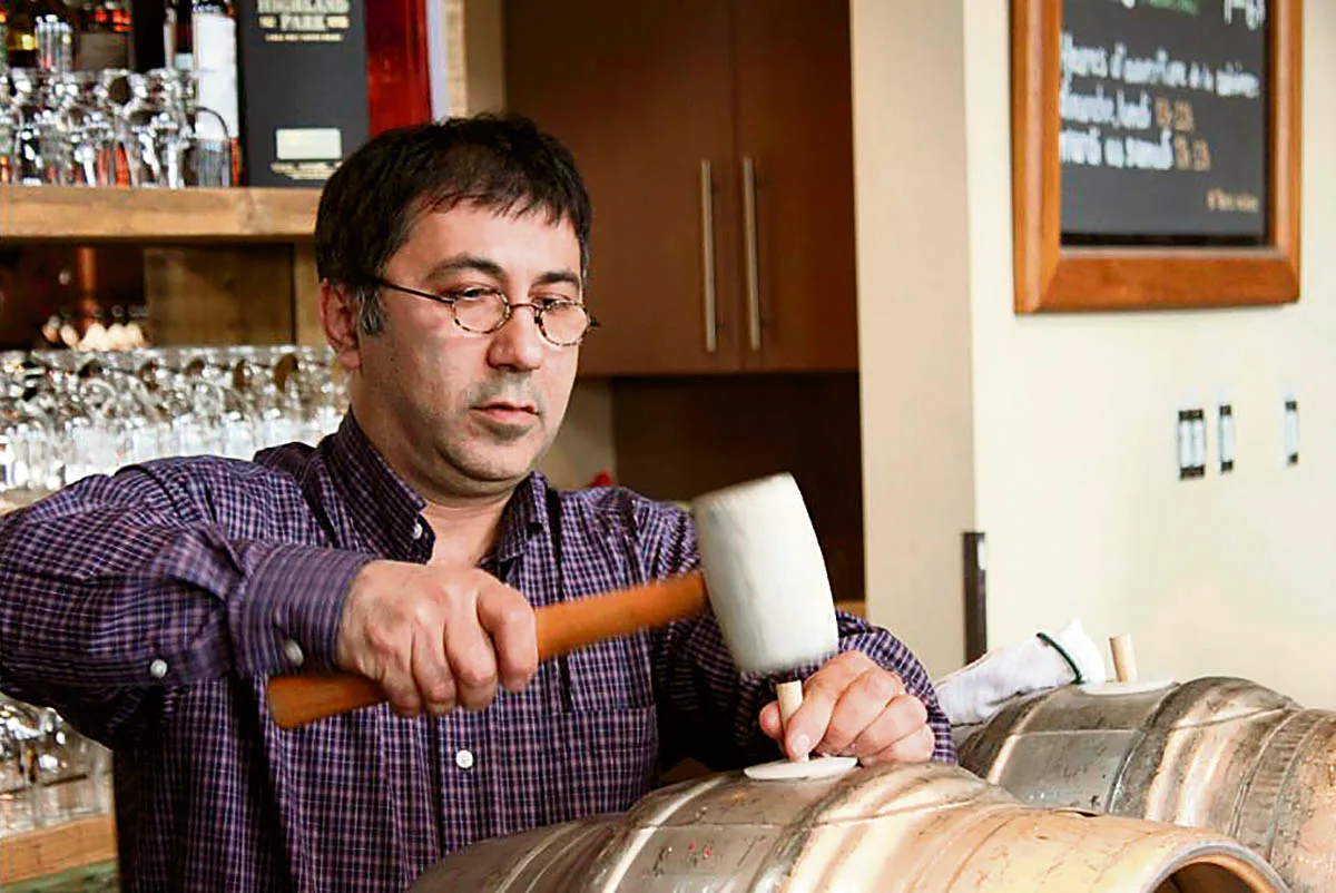Le service du cask par gravité : une expérience romantique ?