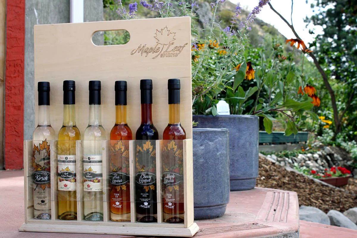 Dans une distillerie loin de chez vous…