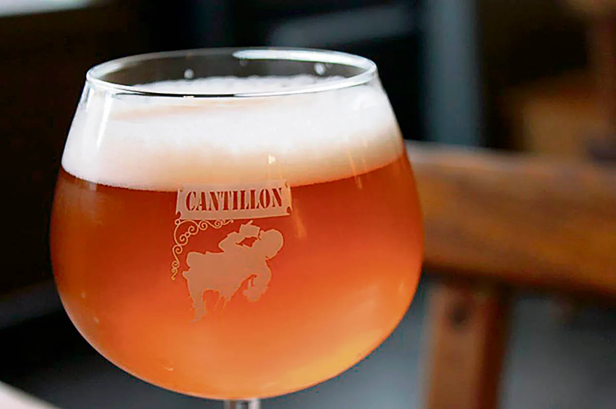 Les avantages d’un assemblage de bières barriquées